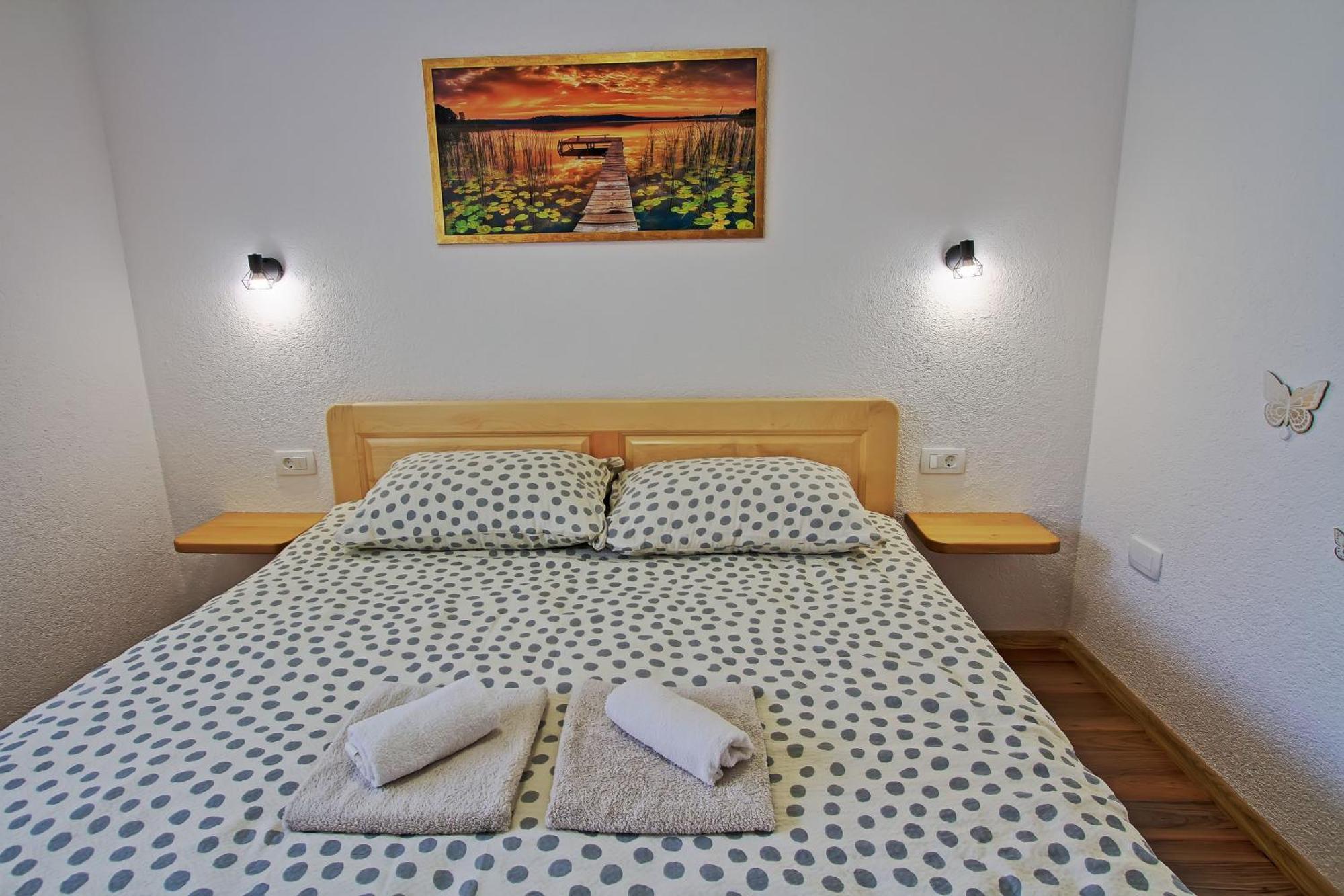 Holiday House Green Oasis Otočac Exterior foto