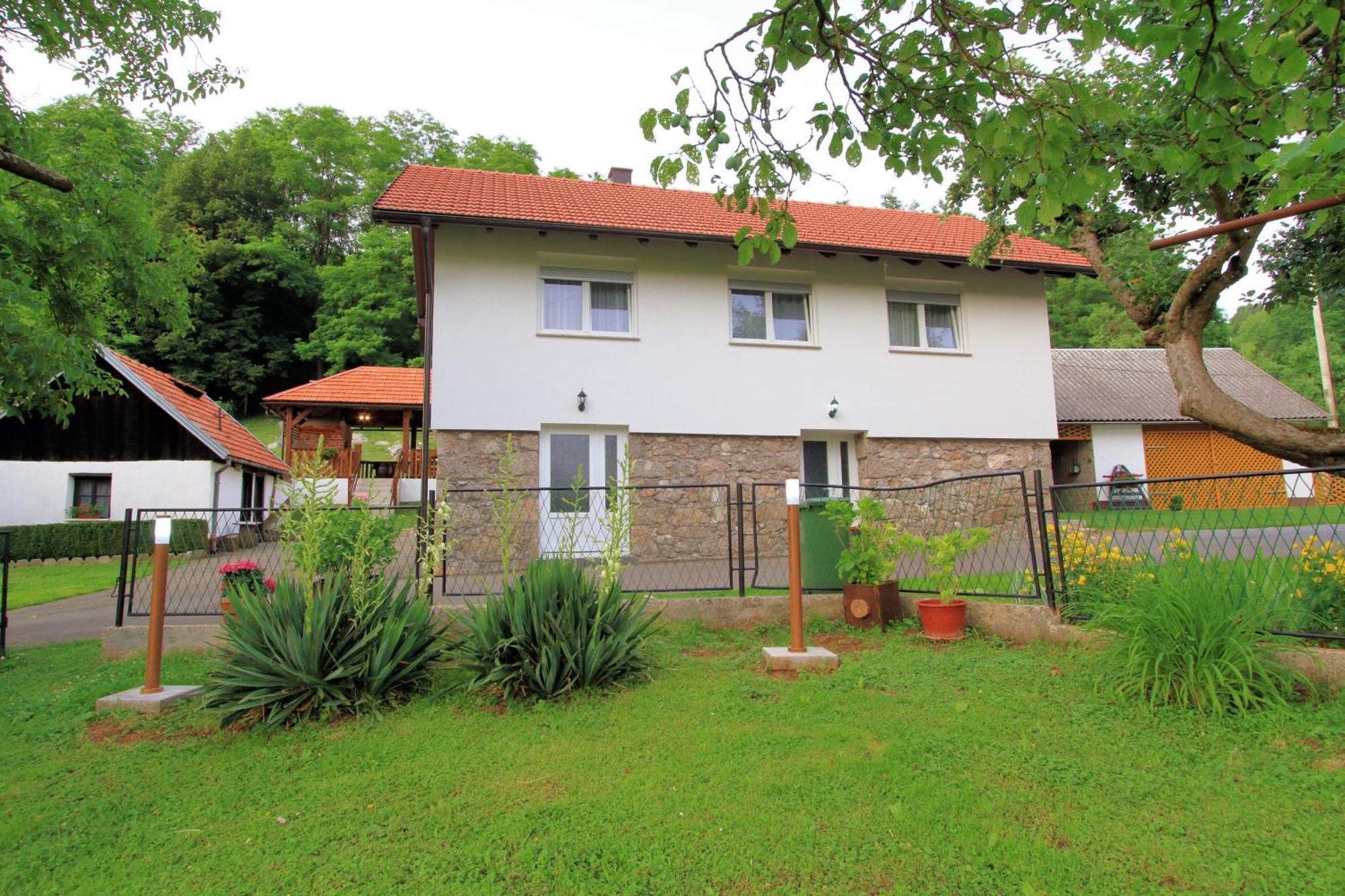 Holiday House Green Oasis Otočac Exterior foto